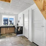 In With Kitchen