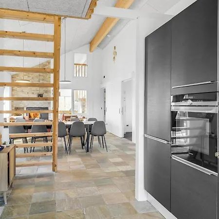 Feriehus In With Kitchen Tarm