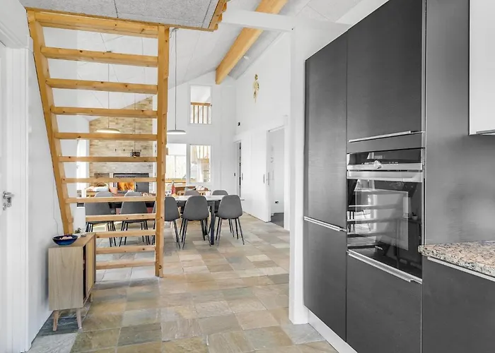 בית נופש In With Kitchen Tarm